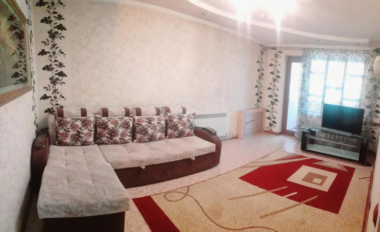 Иляева 66 Парк Кен Баба Chimkent Extérieur photo