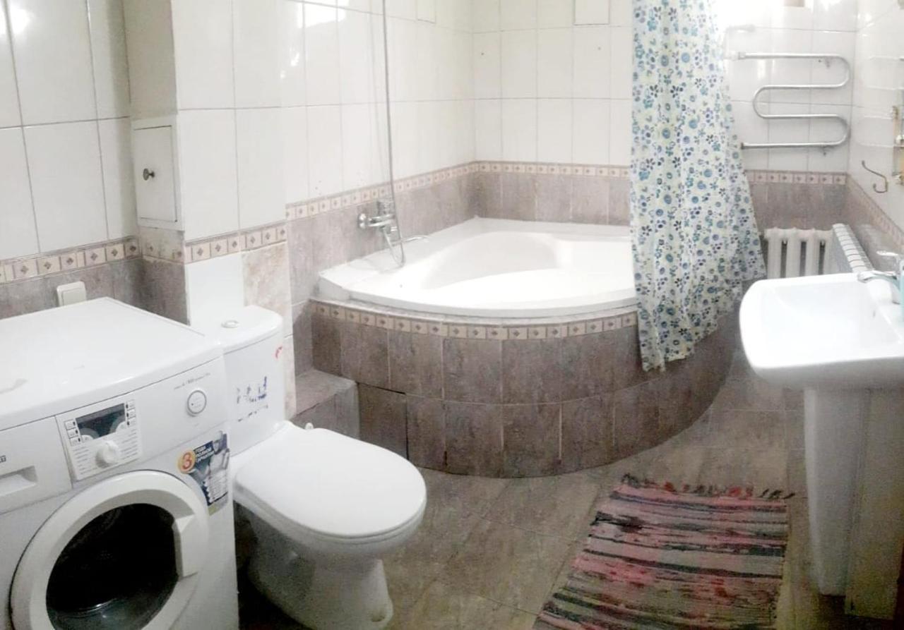 Иляева 66 Парк Кен Баба Chimkent Extérieur photo