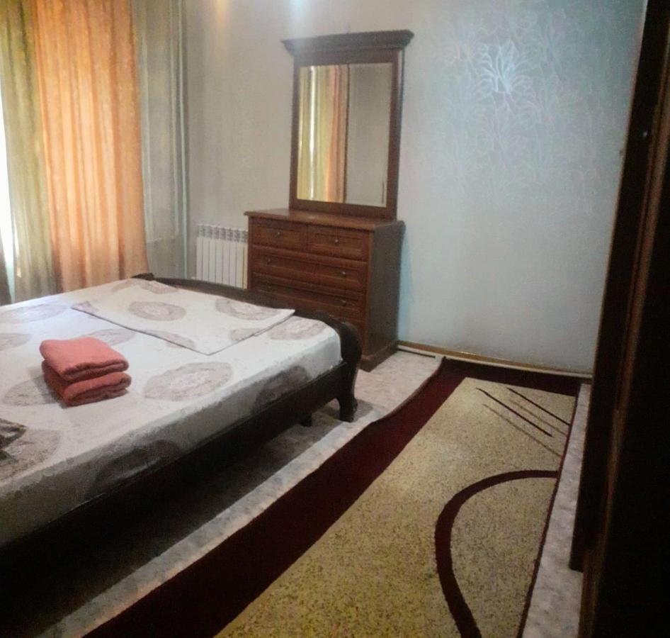 Иляева 66 Парк Кен Баба Chimkent Extérieur photo